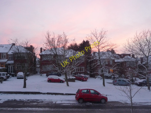 Photo 6"x4" Sunset and Snow, London N14 Southgate\/TQ3094 c2010