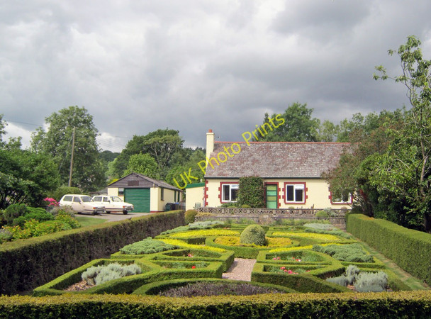 Photo 6"x4" Formal garden at May Hill Ganders Green c2010