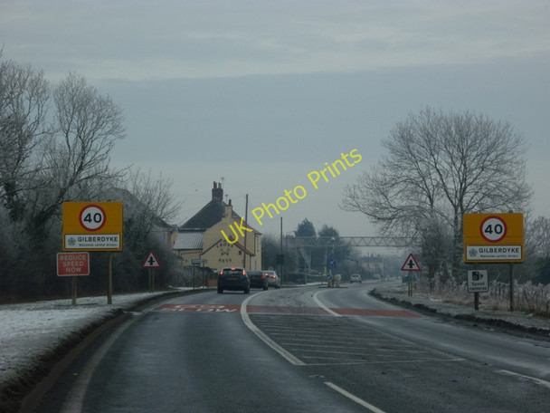 Photo 6"x4" Entering Gilberdyke on the B1230 Bennetland c2010