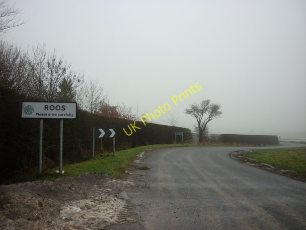 Photo 6"x4" Entering Roos, East Yorkshire Roos c2010