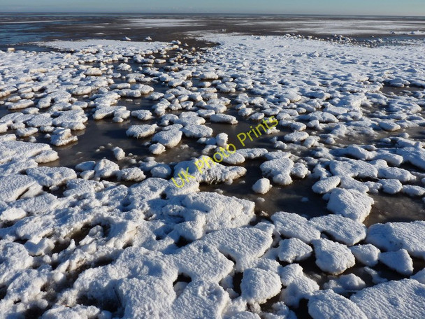 Photo 6"x4" Frozen spume at the high tide mark - 2 Rimac c2010