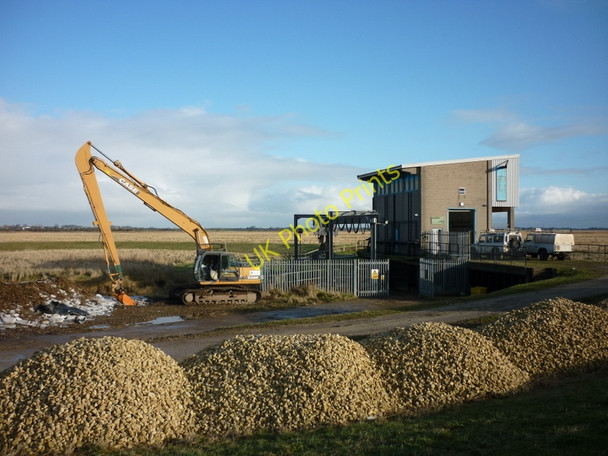 Photo 6"x4" The pumping station at Patrington Channel Weeton\/TA3520 c2011