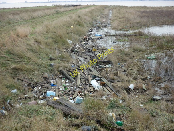 Photo 6"x4" Flotsam and jetsam on the banks of the Humber Sunk Island c2011