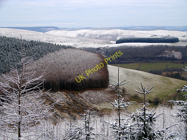 Photo 6"x4" A view over Abertrinant and Cwm Ty-mawr Llanifyny c2011