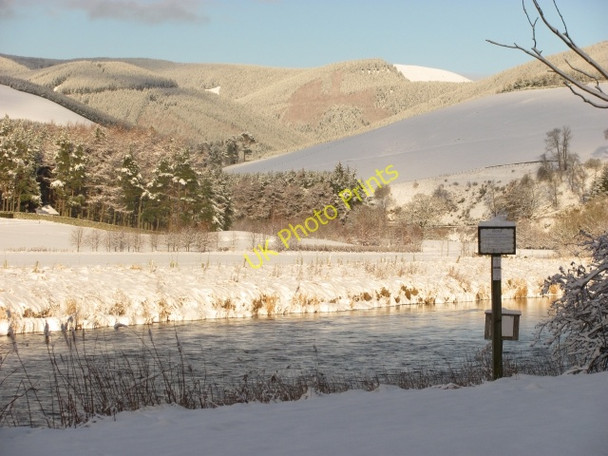 Photo 6"x4" River Tweed Cardrona Village c2011