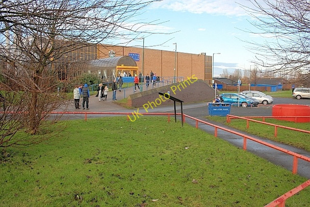 Photo 6"x4" Temple Memorial Park Leisure Centre Cleadon Park c2011