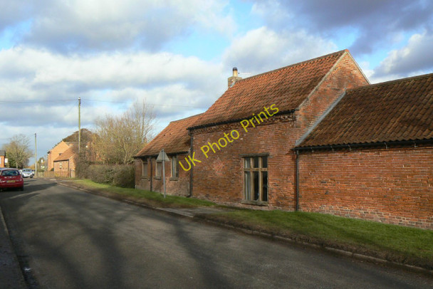 Photo 6"x4" Glebe farm buildings Hickling\/SK6929 c2011