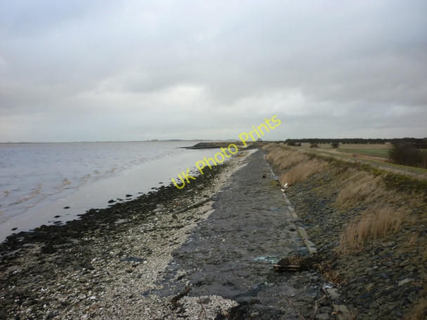 Photo 6"x4" Looking east at Goxhill Haven North End\/TA1022 c2011