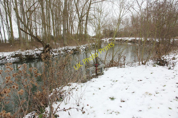 Photo 6"x4" Sluice beside the river. Buckland\/SU3498 c2010