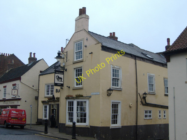 Photo 6"x4" The Black Lion, High Street, Bridlington Bridlington c2011