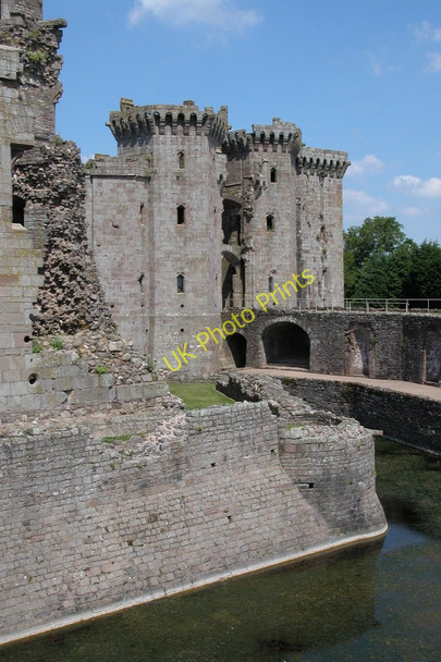 Photo 6"x4" Raglan Castle Raglan c2005 P4