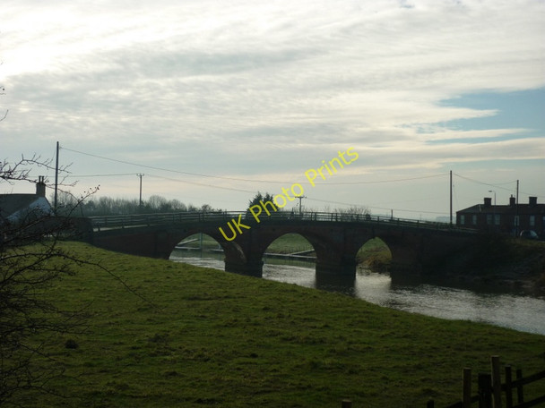 Photo 6"x4" The old bridge at Tattershall Bridge Tattershall Bridge c2011