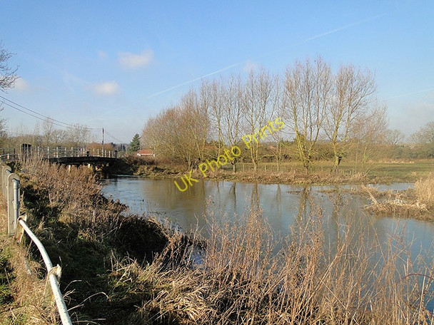 Photo 6"x4" The River Wensum at the top of its banks Ringland\/TG1314 c2011