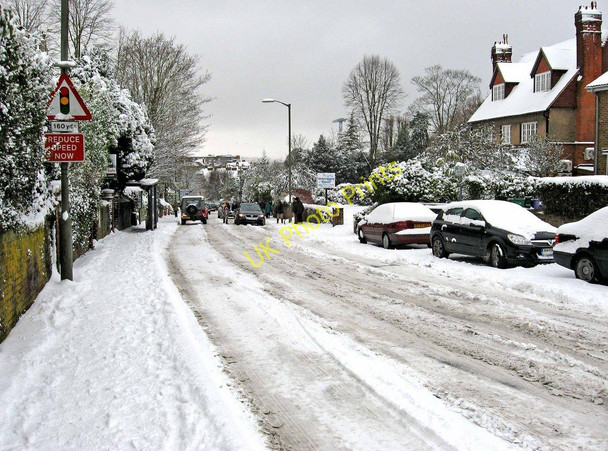 Photo 6"x4" Snow in Epsom Road (A246) Guildford c2010