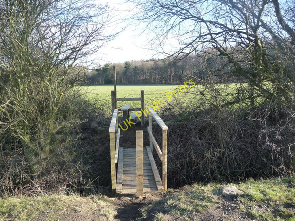 Photo 6"x4" Footbridge across Blacker Beck Midgley\/SE2714 c2011