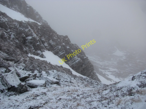 Photo 6"x4" Crags on Creag Mh\u00c3\u00b2r Creag Bheag\/NN4895 c2011