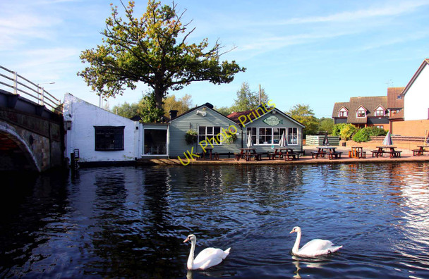 Photo 6"x4" The Bridge Restaurant Hoveton c2010