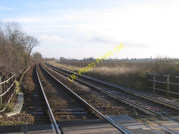 Photo 6"x4" Bainton Green level crossing, Peterborough Ashton\/TF1005 c2005