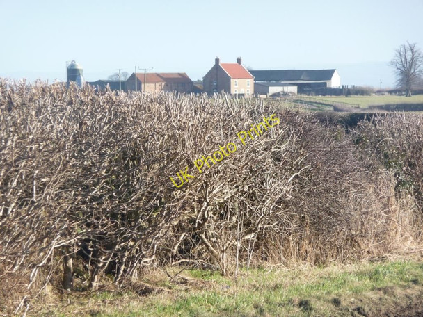 Photo 6"x4" The middle Bromaking Grange Aiskew c2011