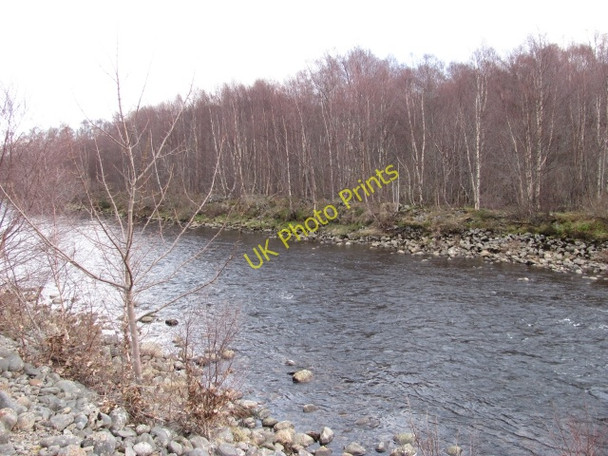 Photo 6"x4" River Spey Crathie\/NN5894 c2011