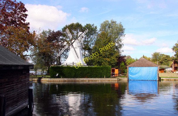 Photo 6"x4" Boathouses by the River Bure Horning c2010