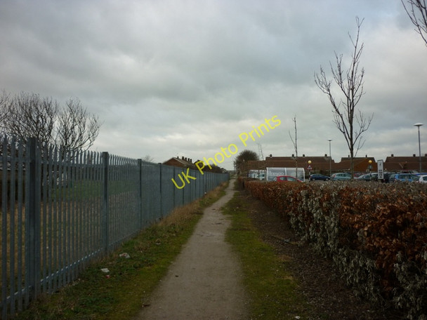 Photo 6"x4" A path leading to Ryecroft Drive, Withernsea Withernsea c2011