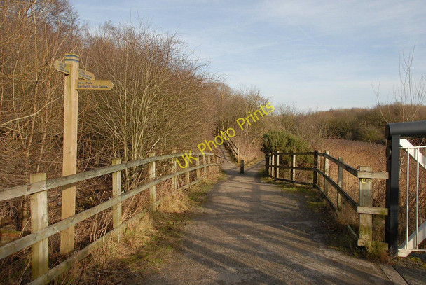 Photo 6"x4" Footpath and Signpost Northwich c2011