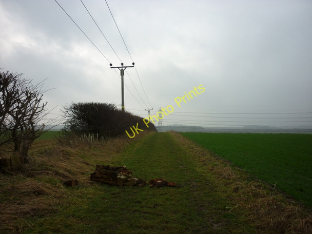 Photo 6"x4" A footpath to Deepdale, south of Barton-upon-Humber Burnham\/TA0517 c2011