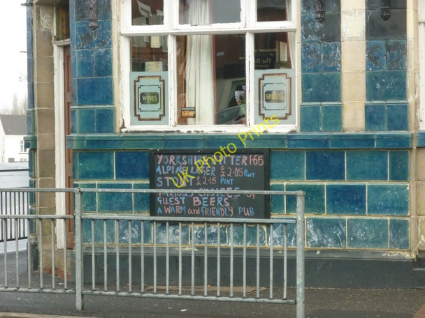 Photo 6"x4" The Junction on Carlton Street, Castleford Castleford c2011