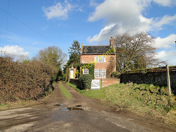 Photo 6"x4" Church View Cottage, Wood Norton Wood Norton\/TG0128 c2011