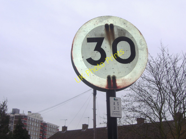 Photo 6"x4" Pre-Worboys speed limit off Yeading Lane Greenford\/TQ1382 c2009