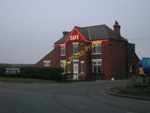 Photo 6"x4" Woodside Cafe, A614 Newland\/SE6924 c2011