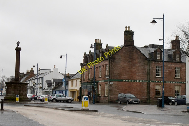Photo 6"x4" Main street Thornhill Holmhill c2011