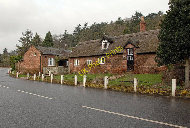 Photo 6"x4" Bishop Wilson's Cottage Burton\/SJ3174 c2011