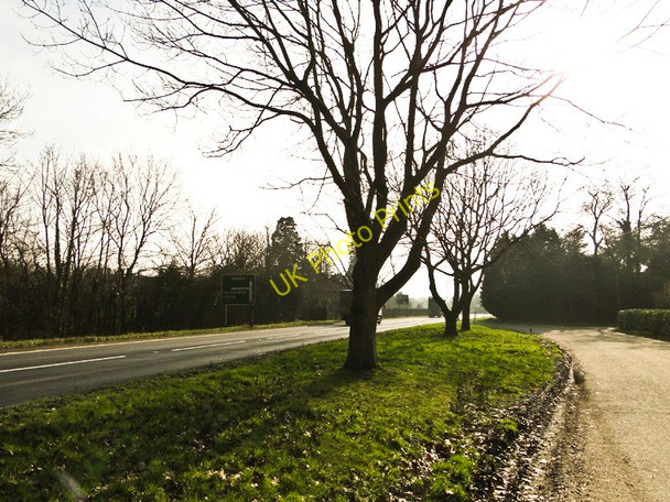 Photo 6"x4" A12  Main Road Curlew Green c2011