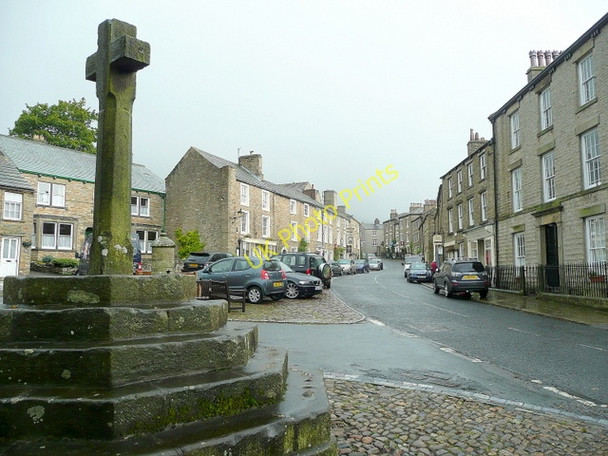 Photo 6"x4" Askrigg - a fine Wensleydale village Askrigg c2010