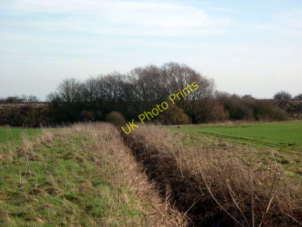 Photo 6"x4" Looking towards a railway, from south of Marton Lane Hibaldstow c2011