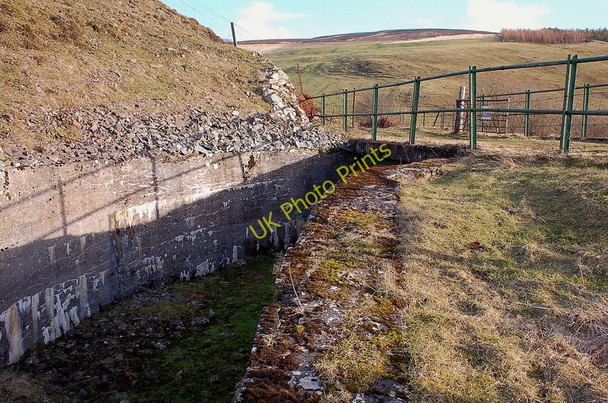 Photo 6"x4" Spillway in small reservoir, Lammerloch Lammerloch Resr c2011