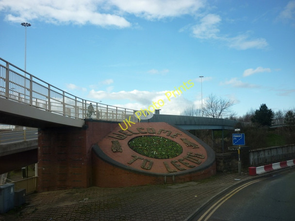 Photo 6"x4" Welcome to Leeds, on the A653 Parkfield Street Leeds\/SE3034 c2011