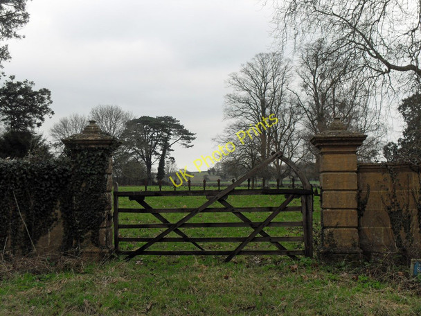 Photo 6"x4" Gateway near Stapleton Cross Highway\/ST4620 c2011
