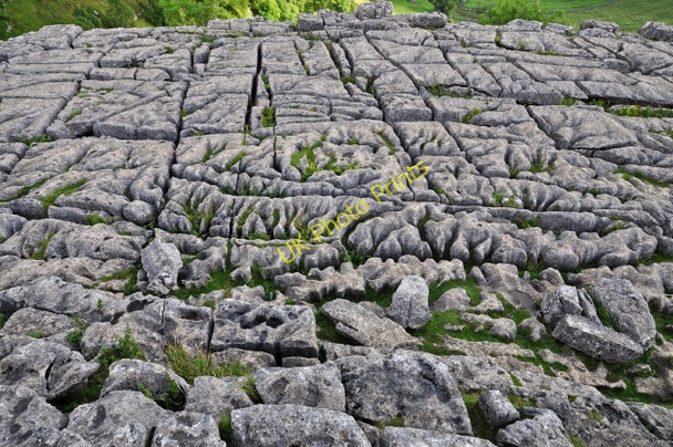 Photo 6"x4" Malham Cove limestone pavement Malham\/SD9062 c2009