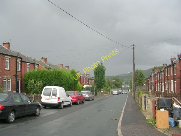 Photo 6"x4" Springfield Road - looking down Elland c2009