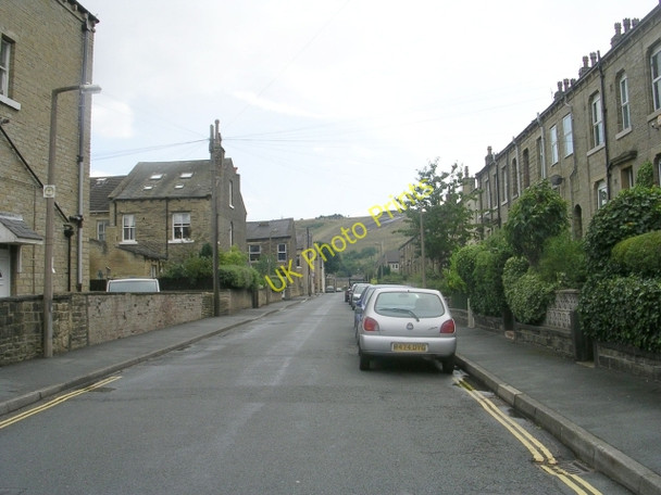 Photo 6"x4" Savile Road - viewed from Elizabeth Street Elland c2009
