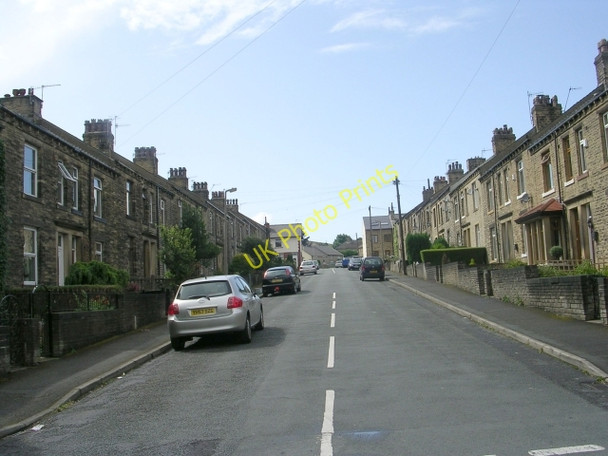 Photo 6"x4" Waverley Road - Charles Street Elland c2009