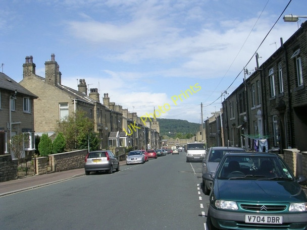 Photo 6"x4" Catherine Street - Frances Street Elland c2009