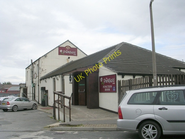 Photo 6"x4" The Parkfield - Richardshaw Road Pudsey\/SE2233 c2009