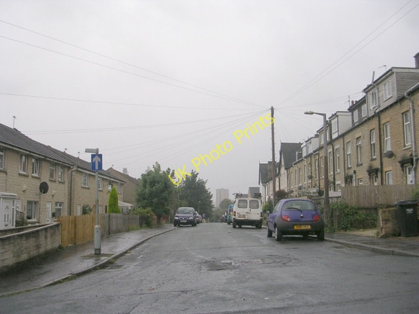 Photo 6"x4" Concrete Street - East Park Road Halifax c2009