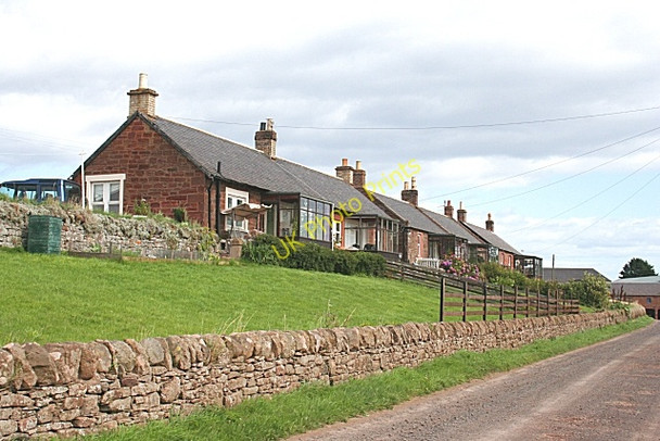 Photo 6"x4" Farm Cottages at Ethie Mains Inverkeilor c2009