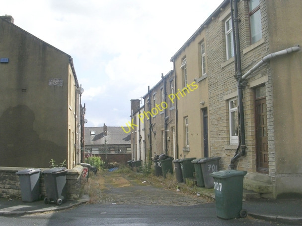 Photo 6"x4" Asquith Buildings - Furnace Road Low Moor\/SE1528 c2009