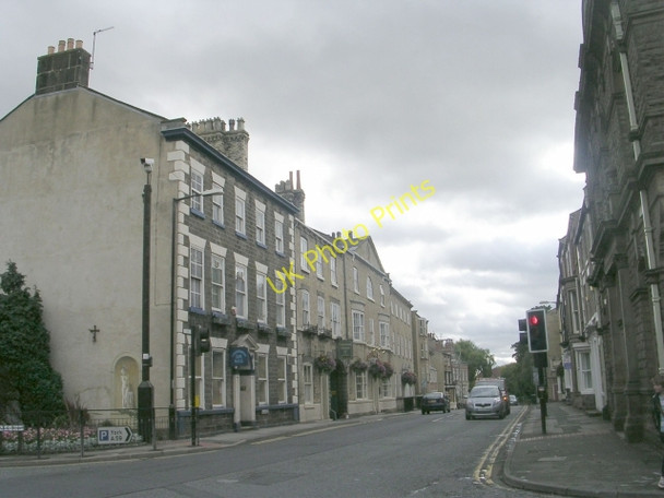 Photo 6"x4" York Place - viewed from High Street Knaresborough c2009